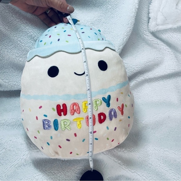 12" Squishmallow Kiks the Birthday Cupcake Plush Toy - Picture 3 of 7